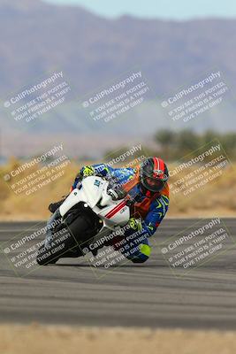media/Feb-07-2025-CVMA Friday Practice (Fri) [[7034960ba2]]/3-Racer 3-NRS/Session 4 (Turn 16)/